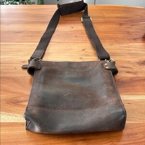 Tiding Crossbody Men’s Messenger Bag in dark brown leather